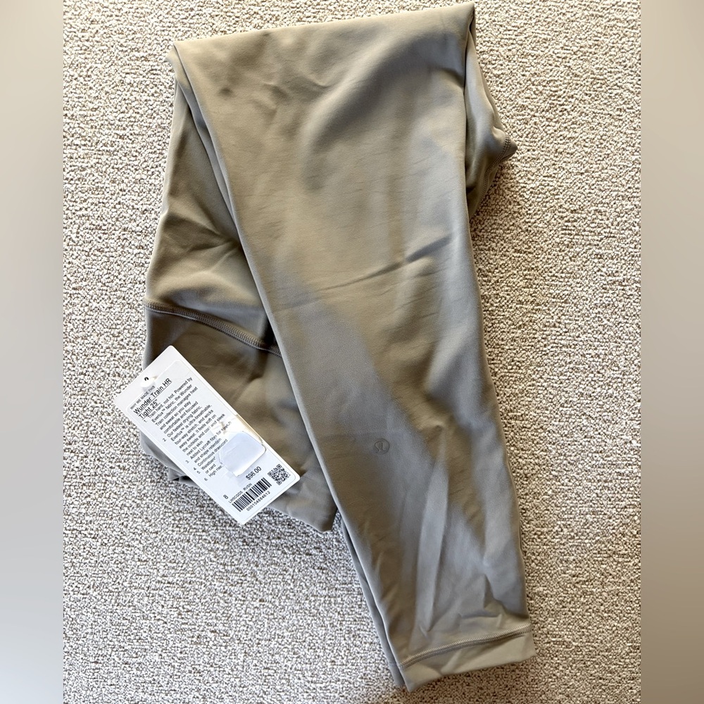 NWT Lululemon Wunder Train HR 25”